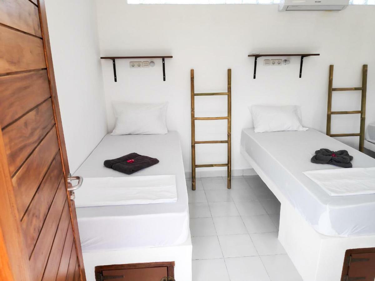Gili Pirates Dive & Bnb Gili Trawangan Zewnętrze zdjęcie